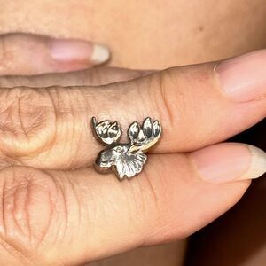 Vintage Silver tone moose head screw back lapel pin